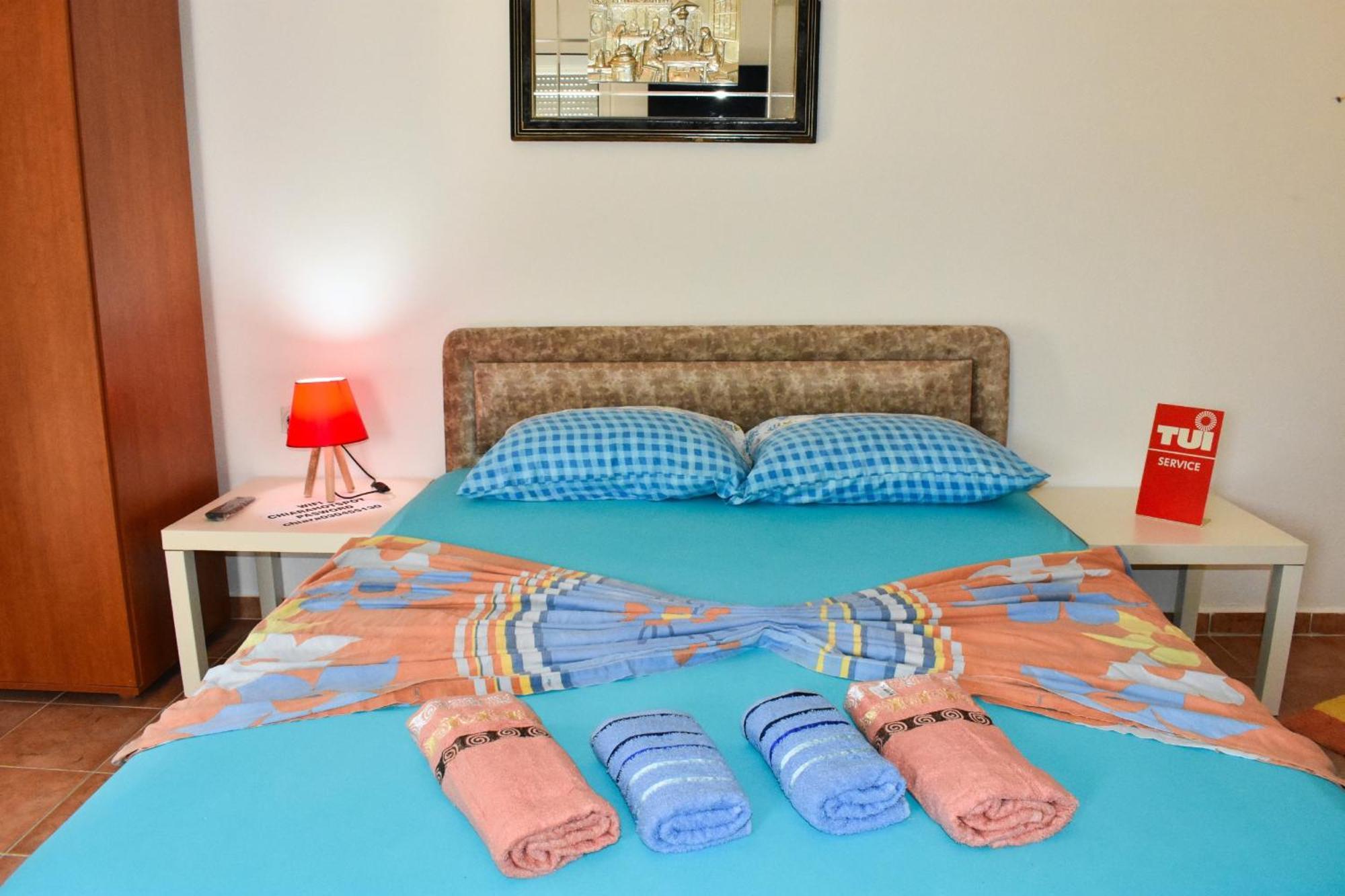 Riverside Apartments Chiara Ülgün Oda fotoğraf